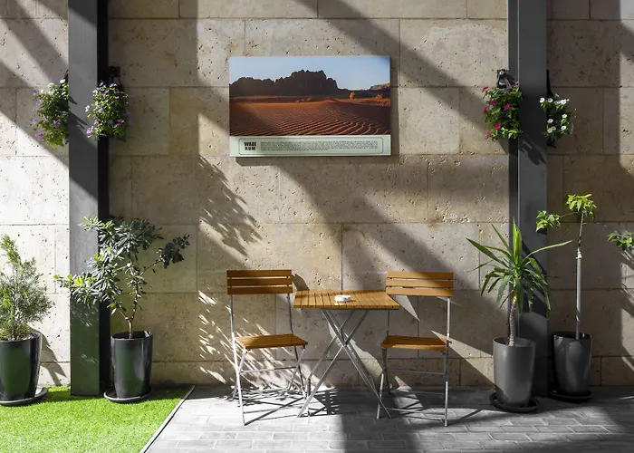 Sulaf Luxury Hotel